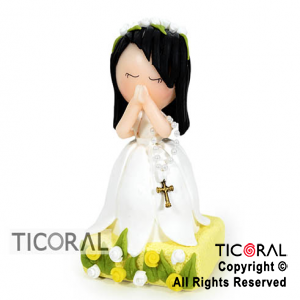 ADORNO NENA DE COMUNION CON ROSARIO Y BASE DECORADA A. PORCELANA FRIA x 1